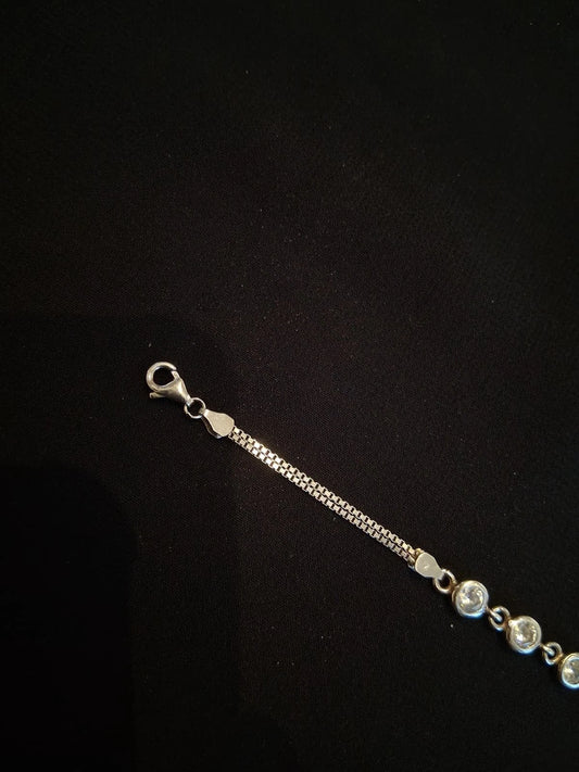 S925 Silver Plated Love Bracelet With White Stones Elegant Simple and Stylish